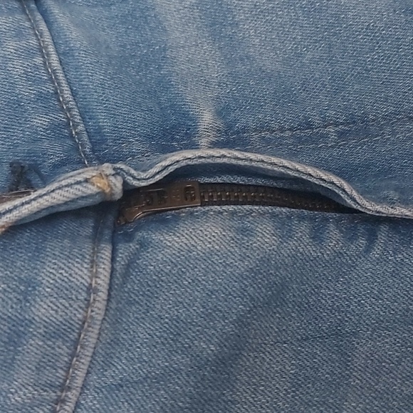 NWT Hollister Epic Flex Skinny Denim Short 9" Med/Light Wash Size 36 Wai… - Picture 8 of 10